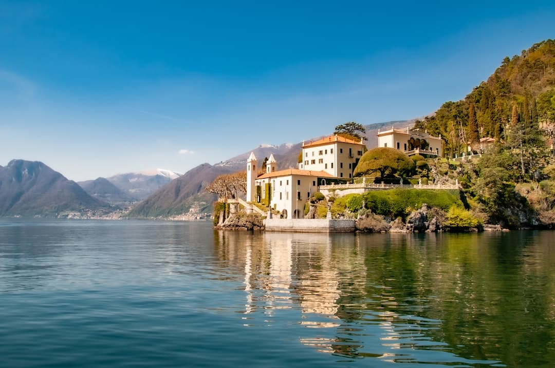 Bodas en Lago di Como - El epítome del lujo aristocrático y la serenidad alpina