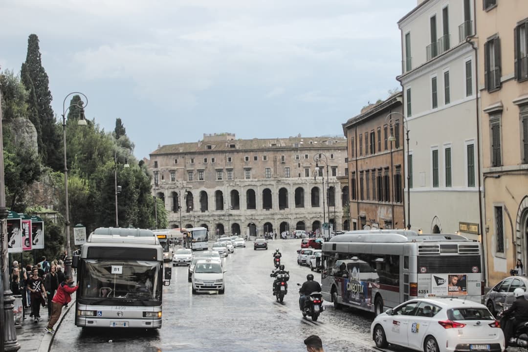Bodas en Roma - El encanto eterno del Imperio y la sofisticación barroca