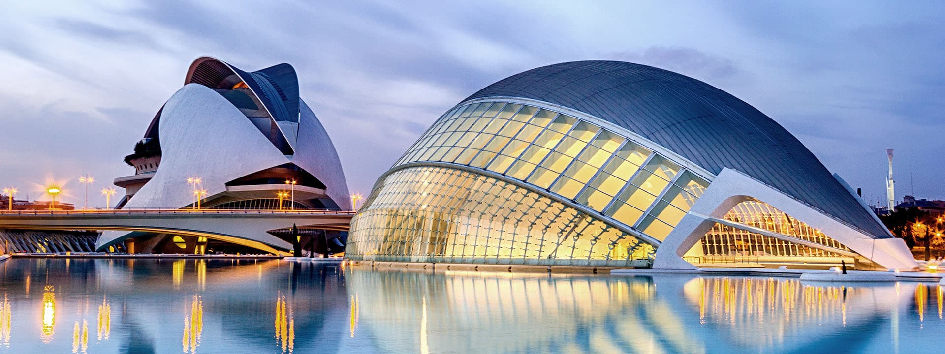 Bodas en Valencia - Luz mediterránea entre naranjos dorados