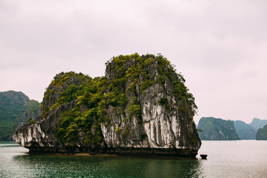 Luna de miel en Ha Long Bay & Lan Ha Bay, Vietnam